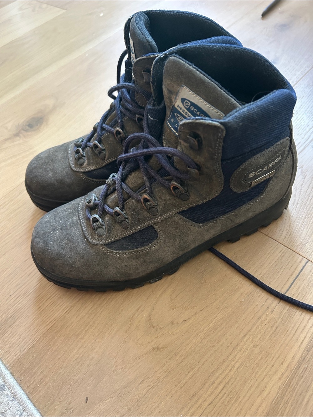 Scarpa Gray and Navy Suede Women's Trekking Boots